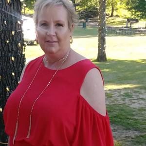 Meet your Posher, Shelly